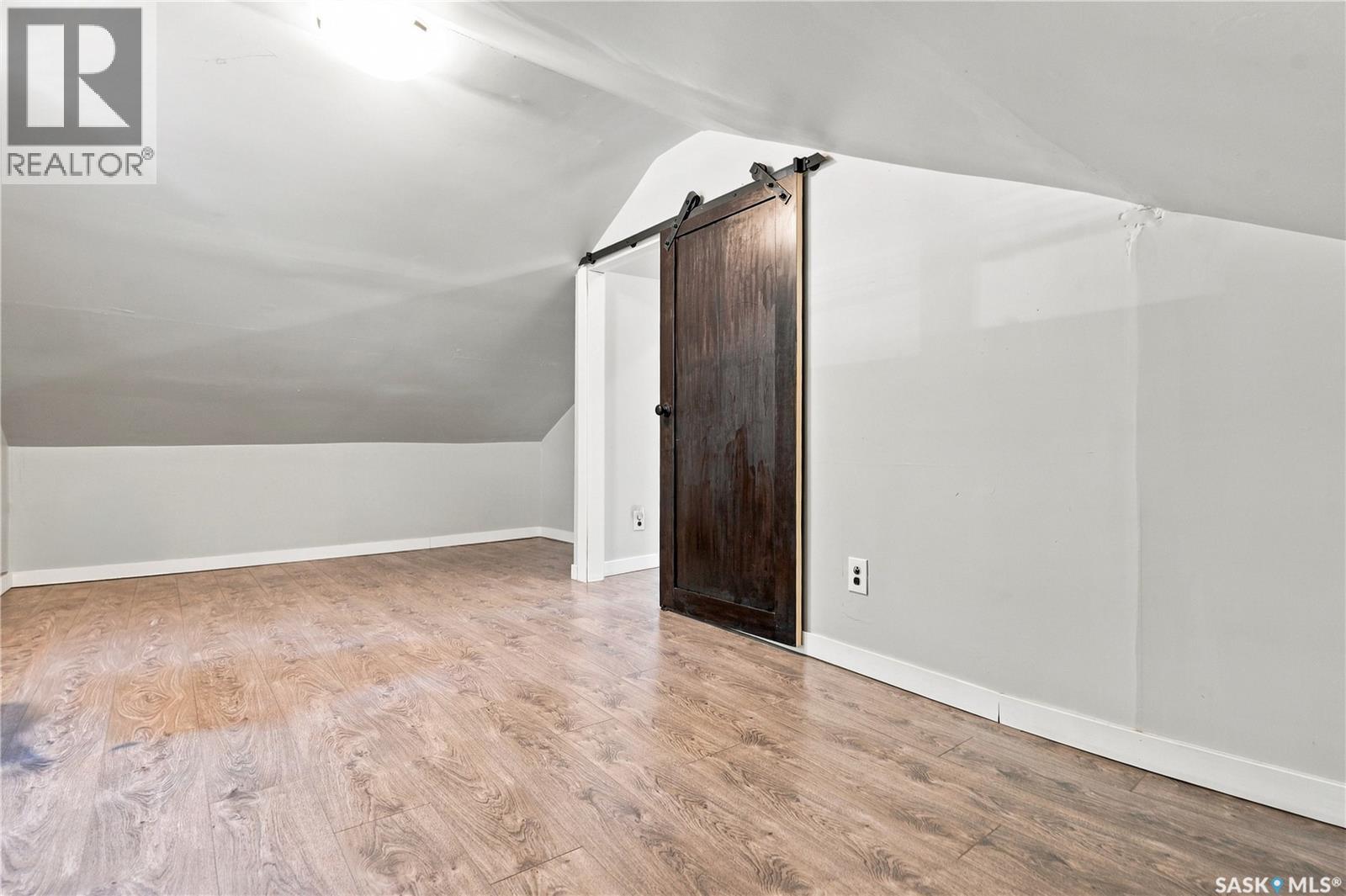 423 E AVENUE S - 23