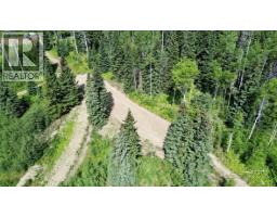 8541 Little Fort 24 Highway, Bridge Lake, BC V0K1X3 Photo 17