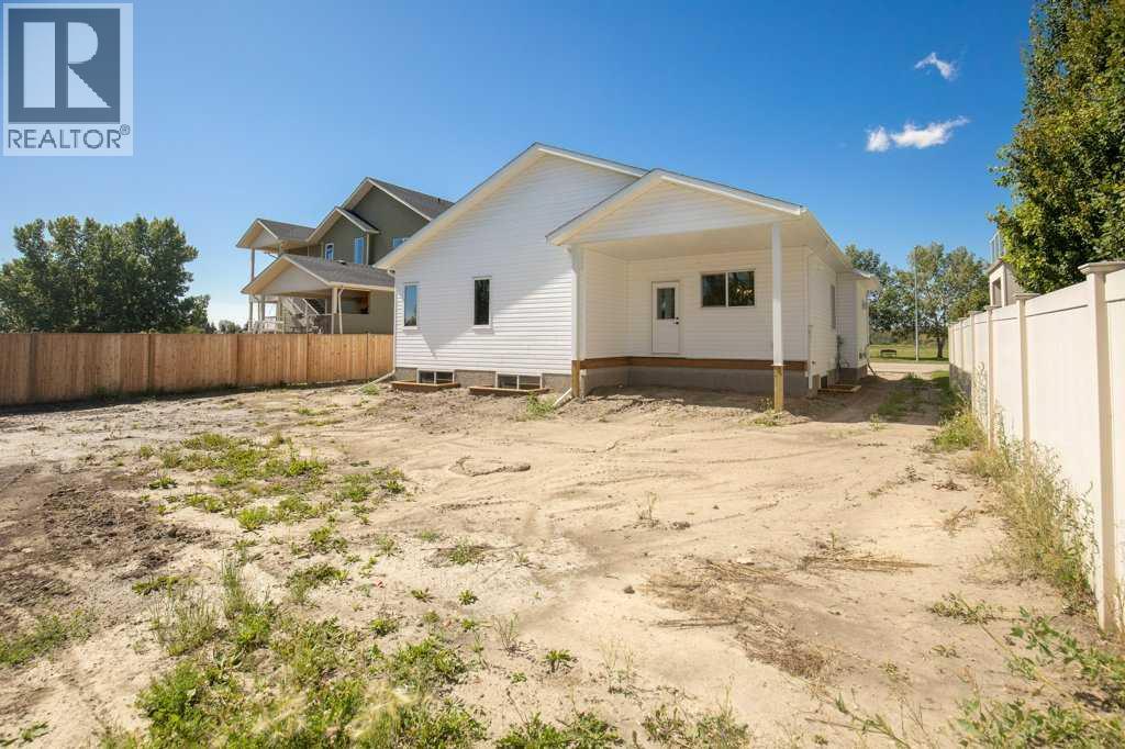4975 60 Avenue - 32