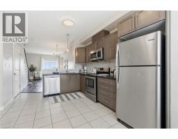 Kitchen - 31 Edenrock Drive, Stoney Creek, ON L8E0G6 Photo 6