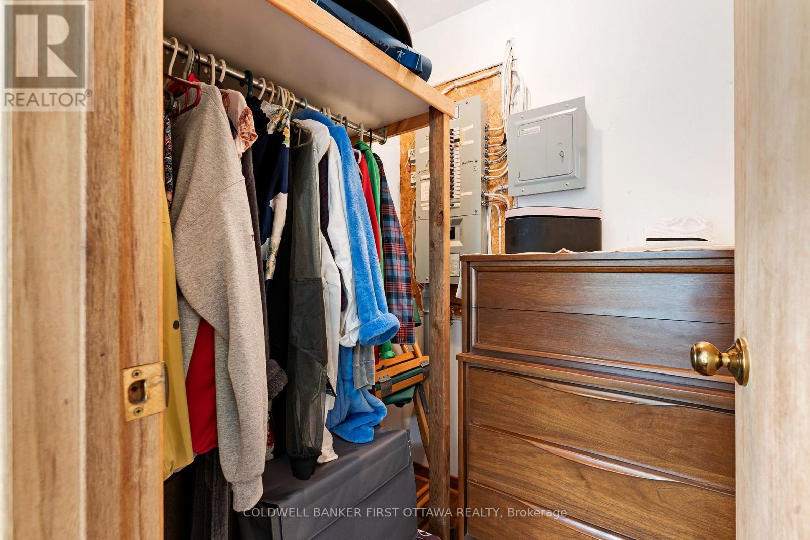 1271 PARSONS LANE - Image 14