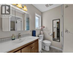 Kitchen - 1434 Mt Dufferin Drive, Kamloops, BC V2E1S1 Photo 15