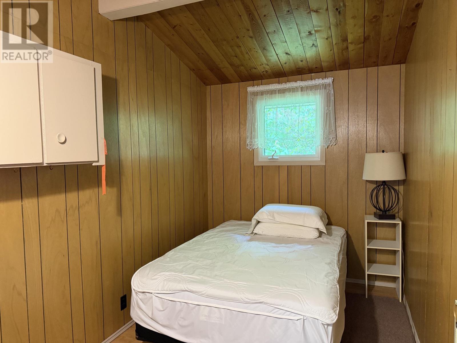 229 Lakeshore RD - Image 11