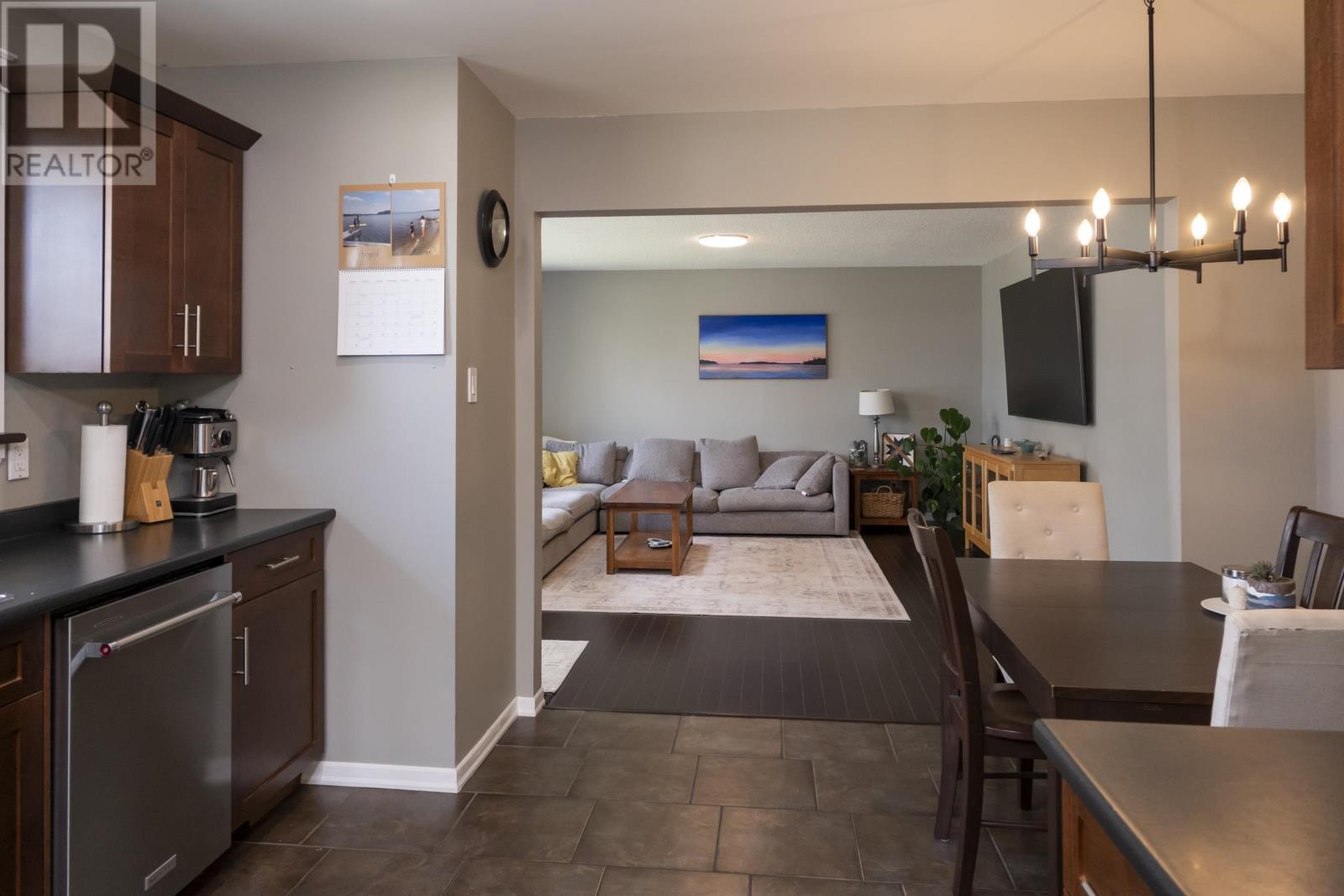 242 Fanshaw St. - Image 6