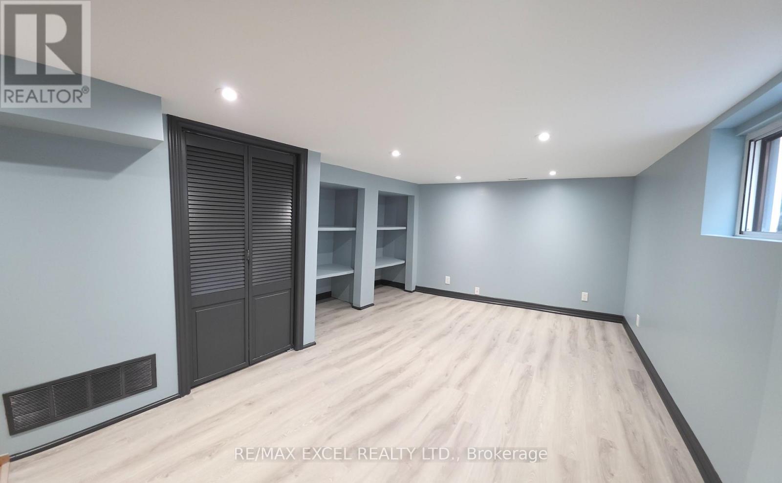 171 LANGFORD AVENUE - 30
