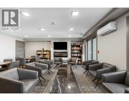 2105, 10 Market Boulevard SE - photo 34