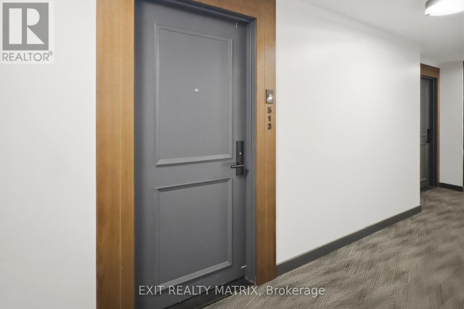 #513 255 BAY STREET - 24