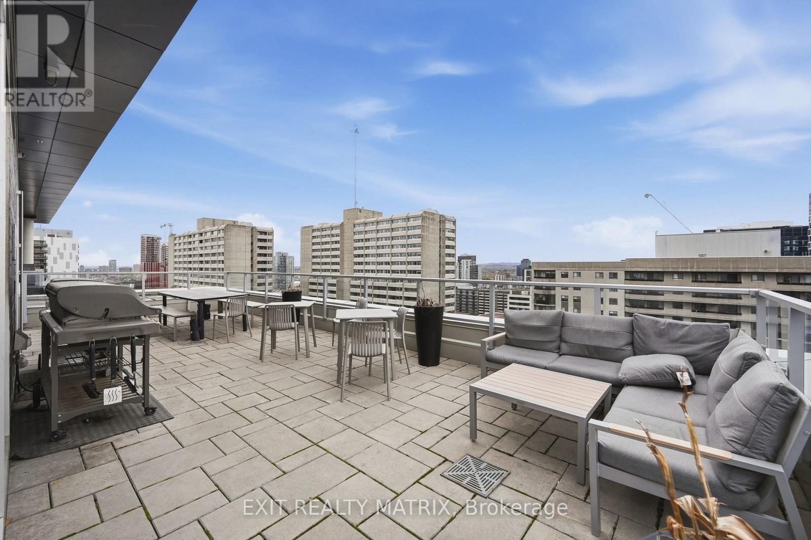 #513 255 BAY STREET - Image 30