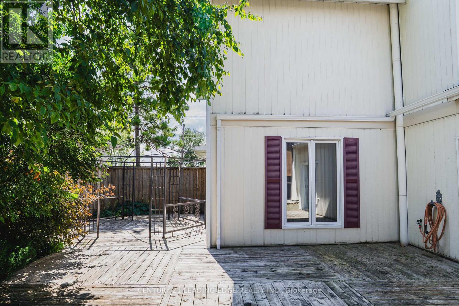 1106 PRINCE STREET - Image 35