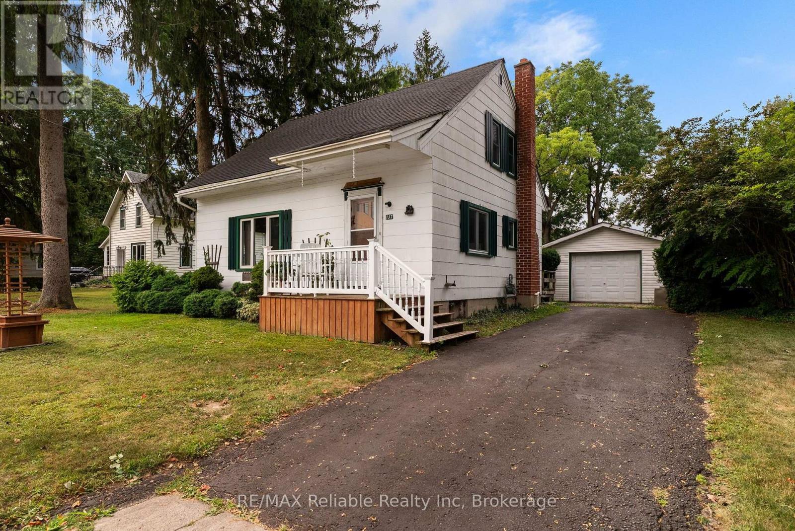 137 JAMES STREET - 2
