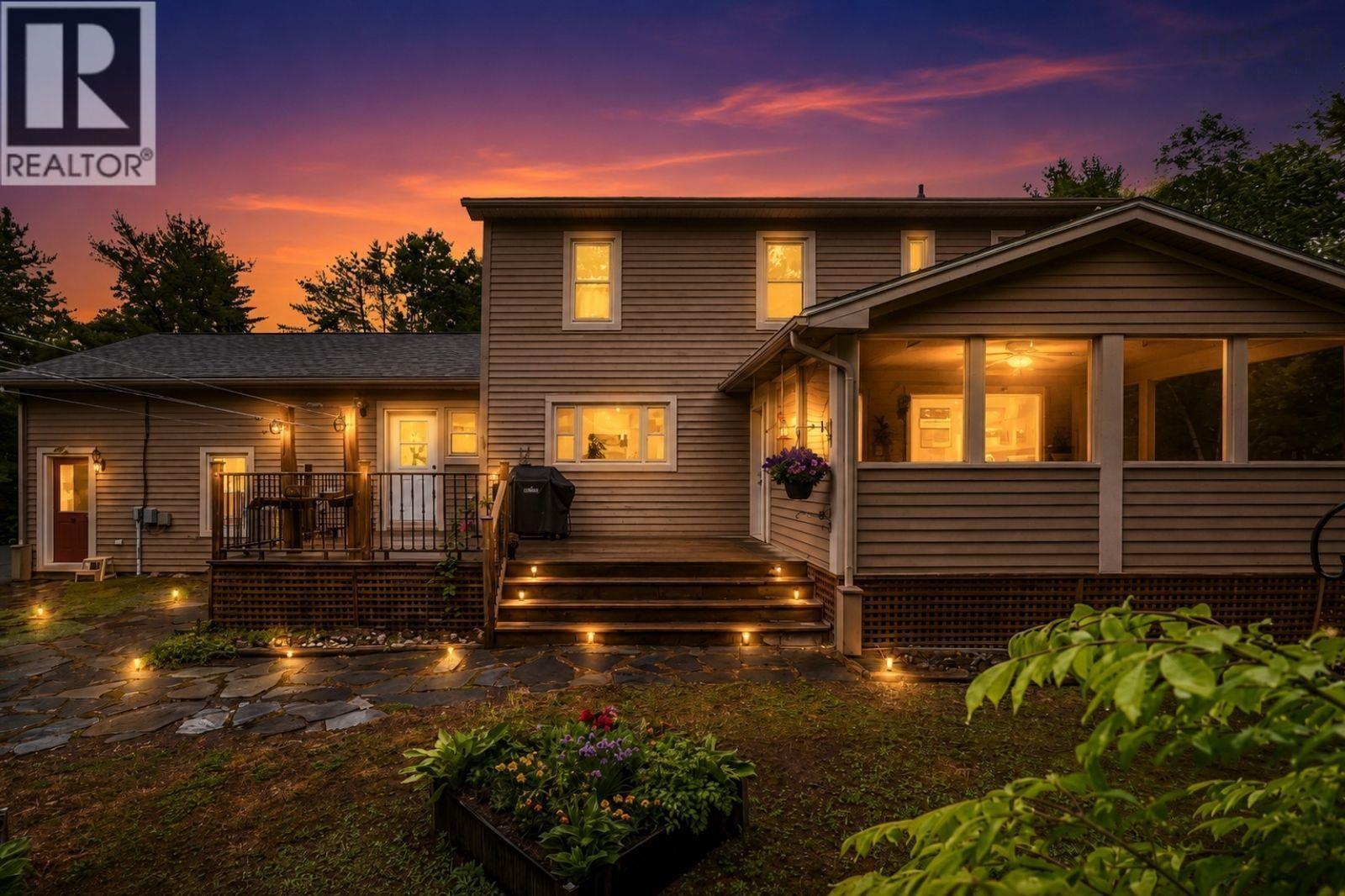 5 Kenley Road - 1
