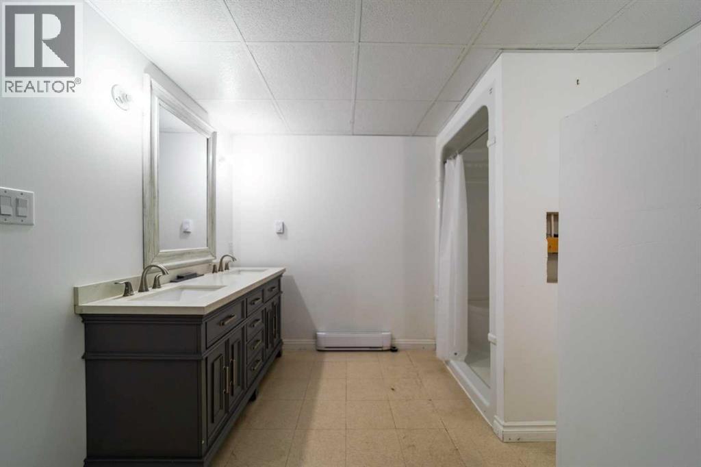 46139 Range Road 205 - Image 31