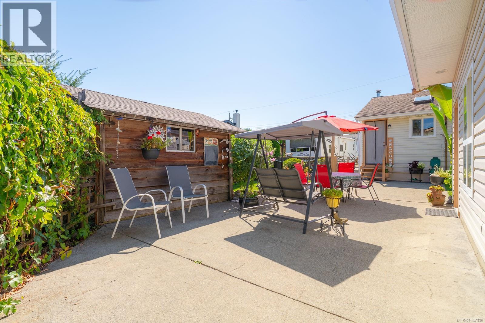 540 Deering St - 22