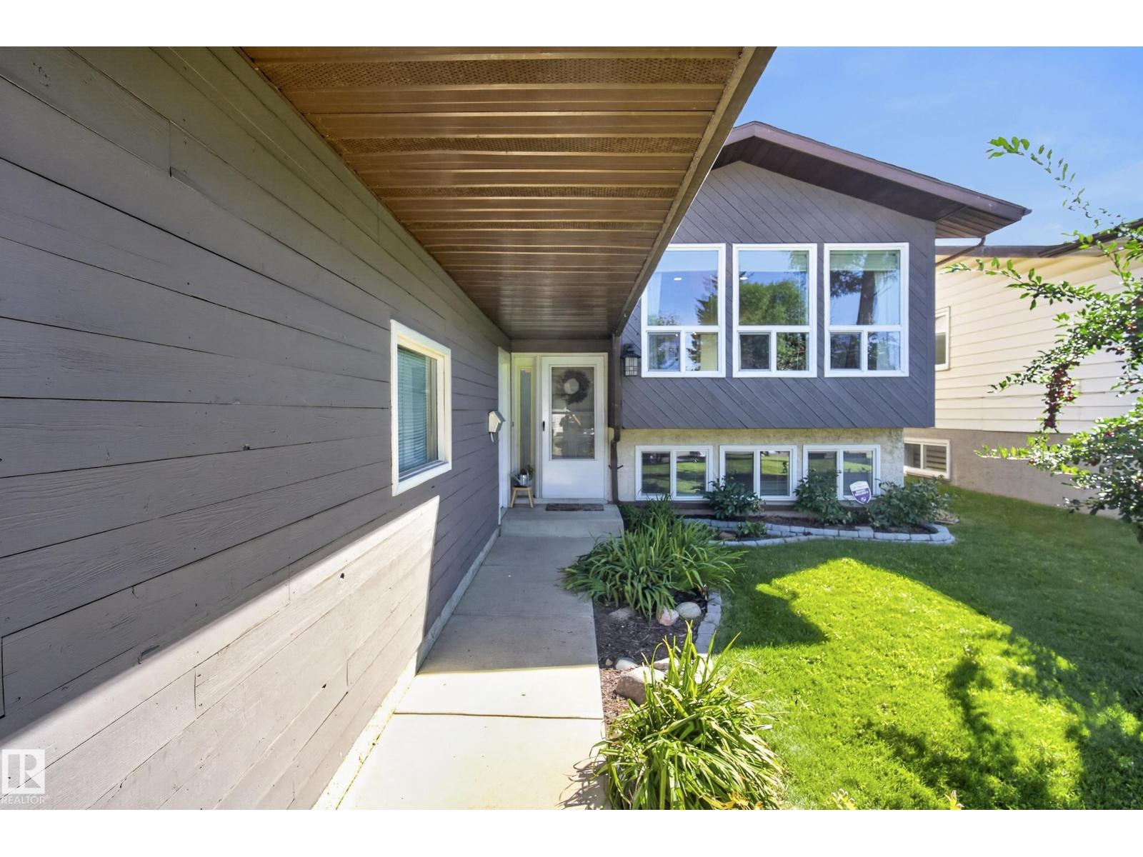 2103 49A ST NW - 4