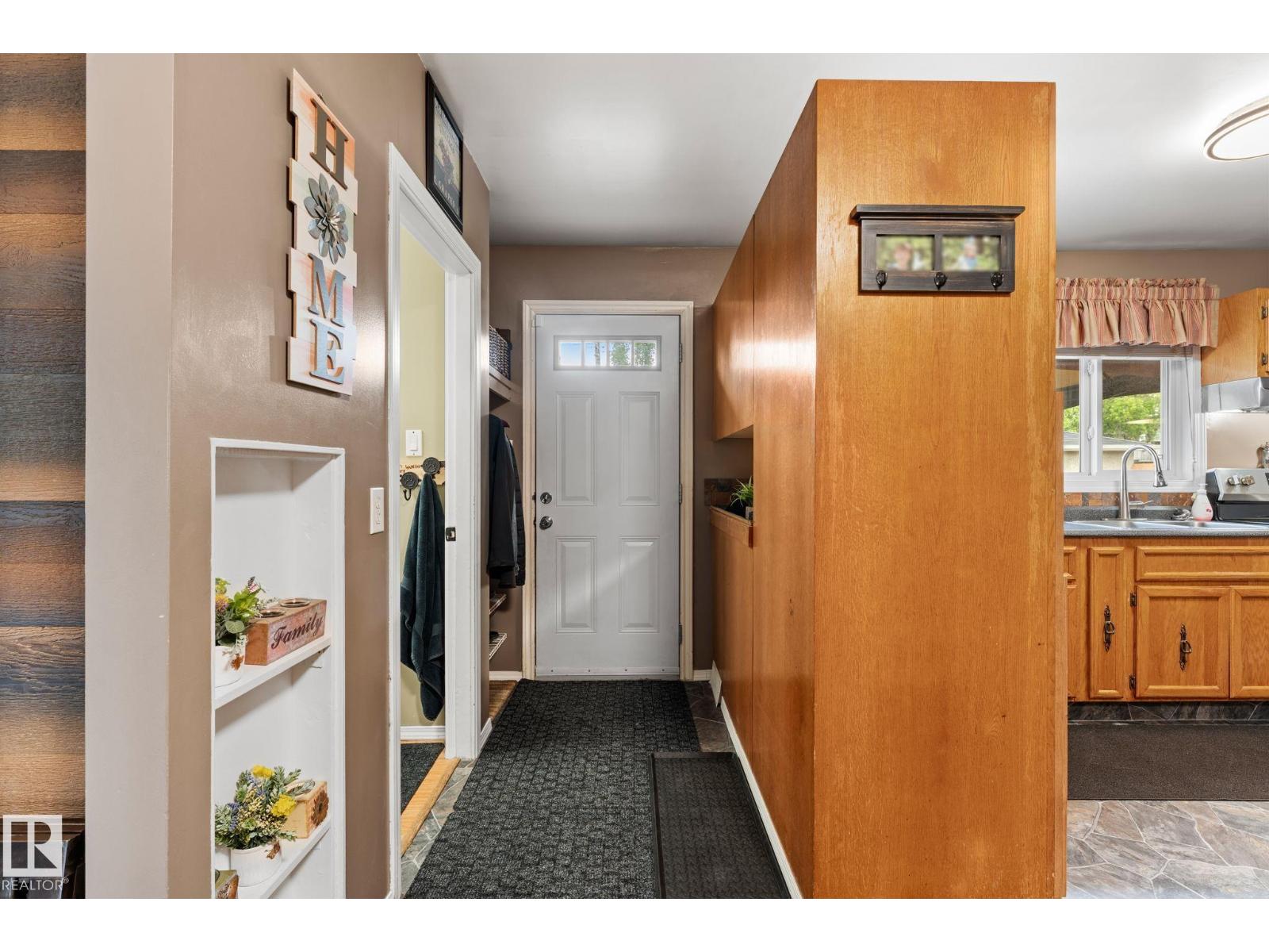 11219 134A AV NW - Image 17