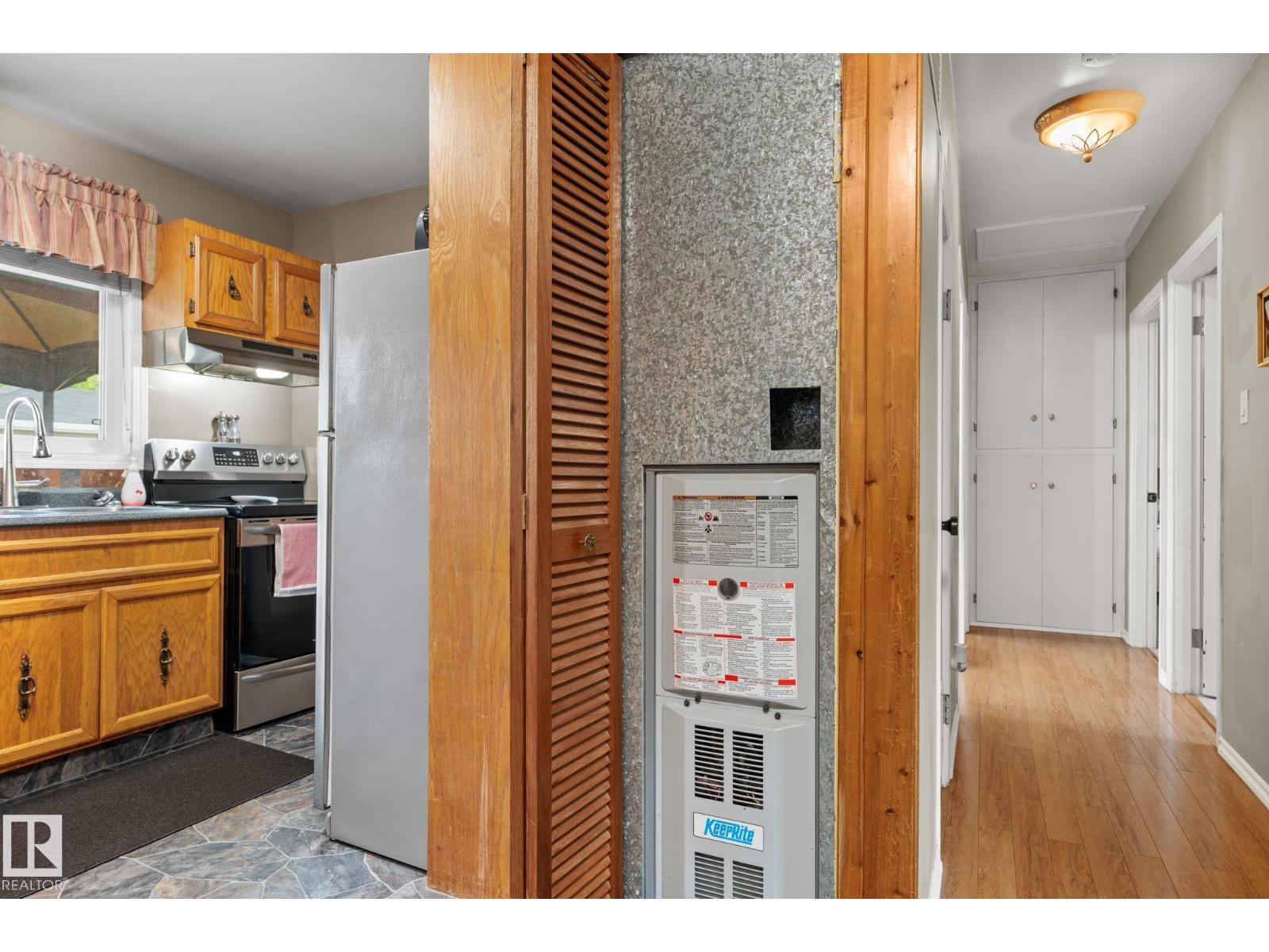 11219 134A AV NW - 18