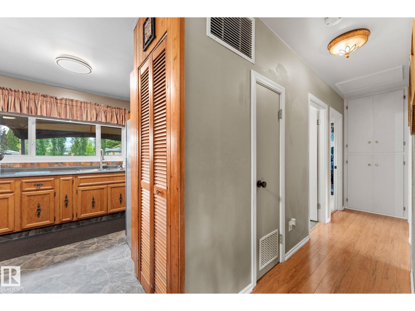 11219 134A AV NW - 19