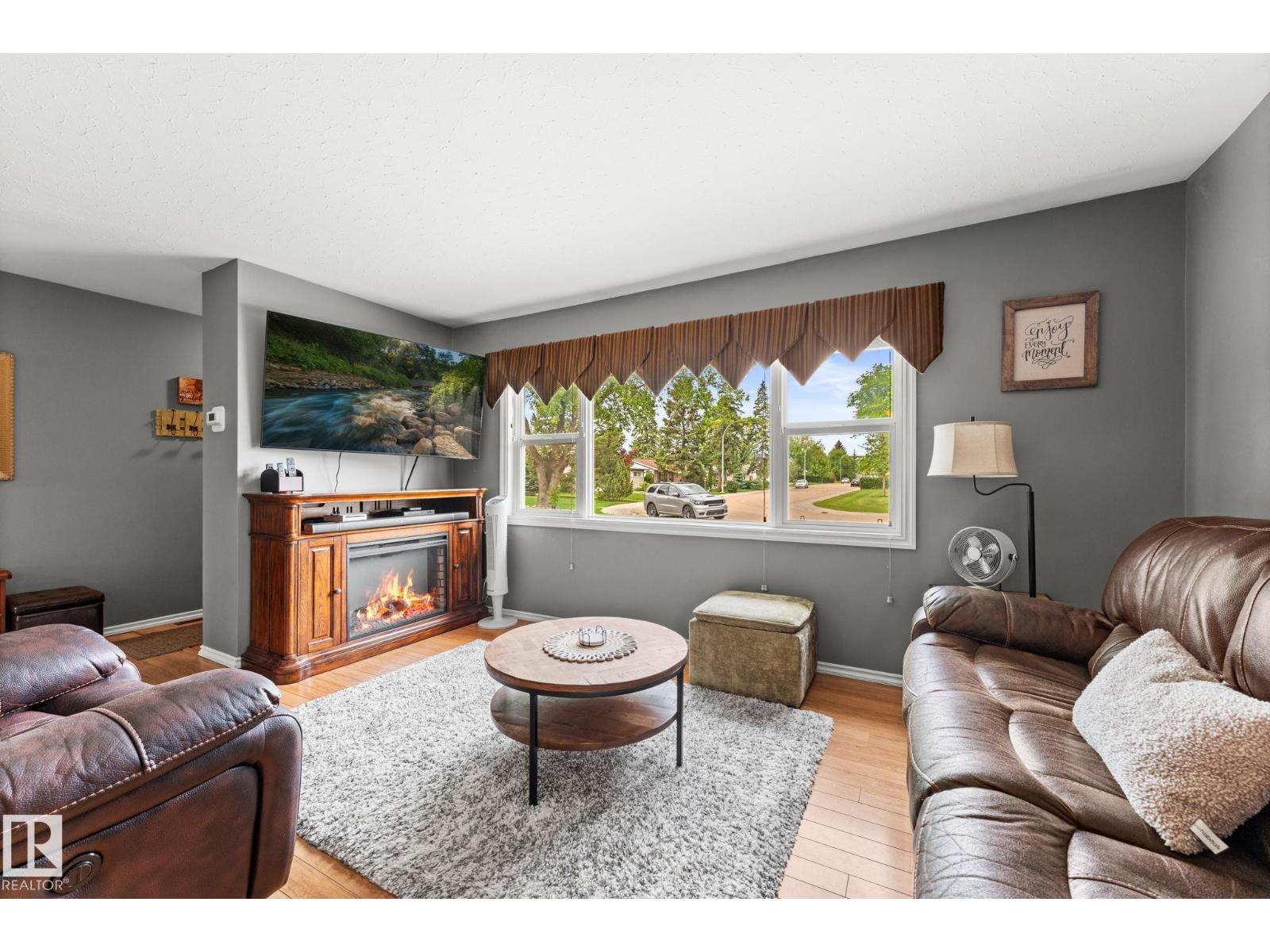 11219 134A AV NW - 8