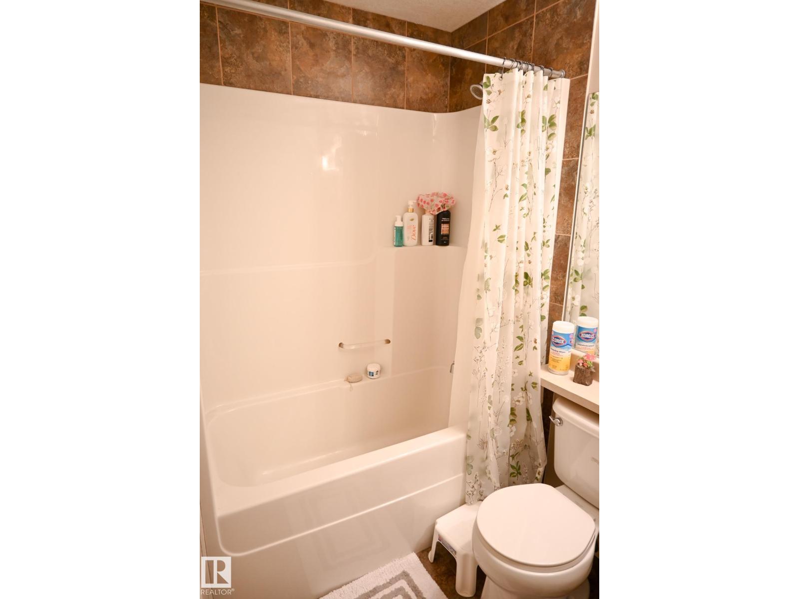 #316 5005 165 AV NW - 14