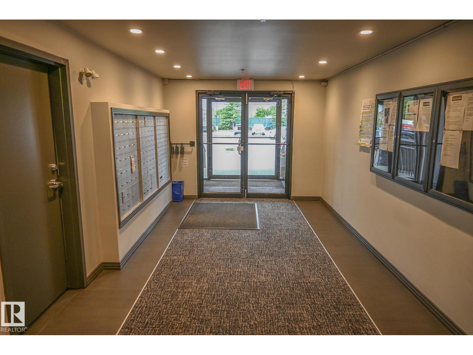 #316 5005 165 AV NW - Image 25