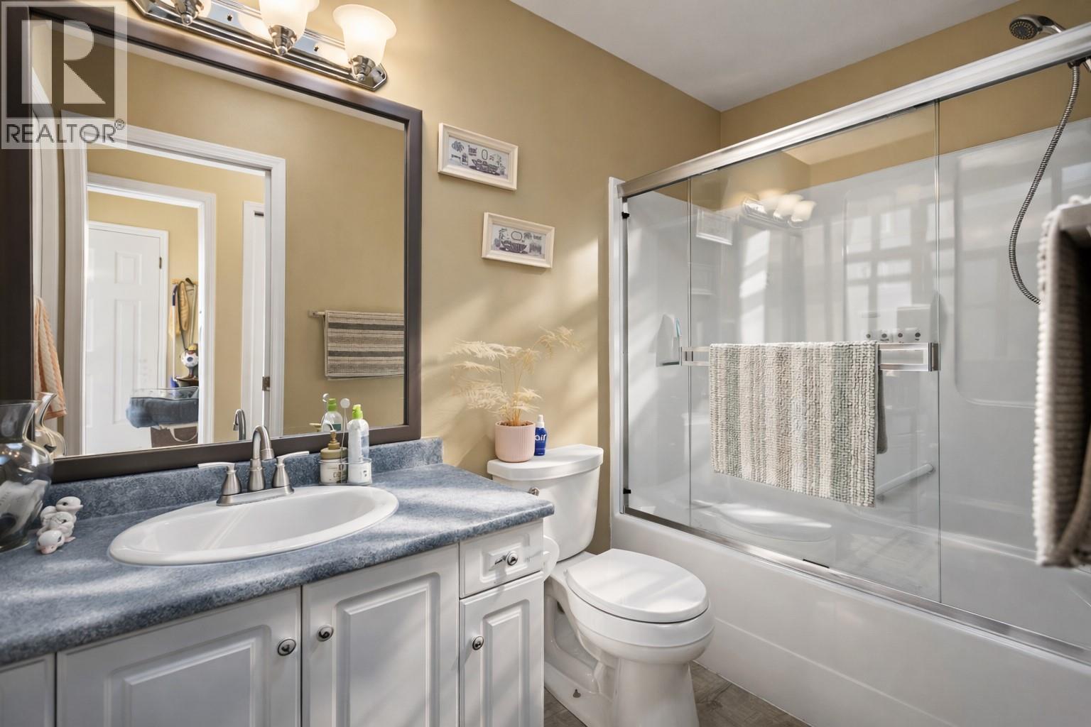 381 Robin Drive - 24