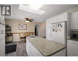 Bedroom - 381 Robin Drive, Barriere, BC V0E1E0 Photo 6