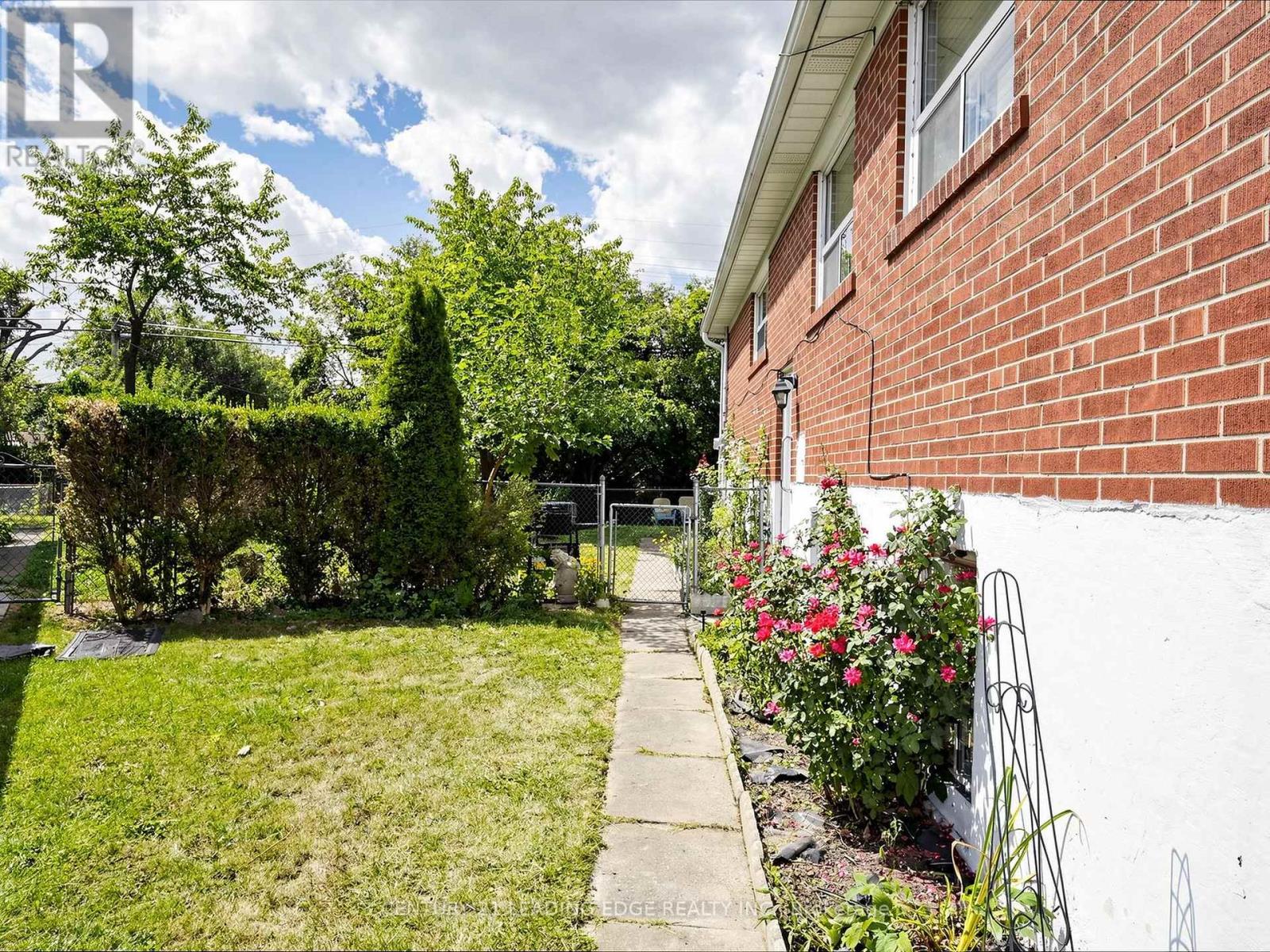 17 TINTON CRESCENT - Image 27