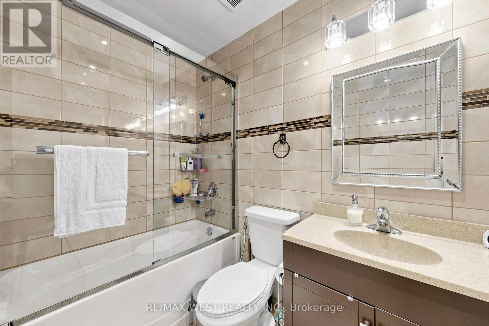 #105 1624 BLOOR STREET - Image 37