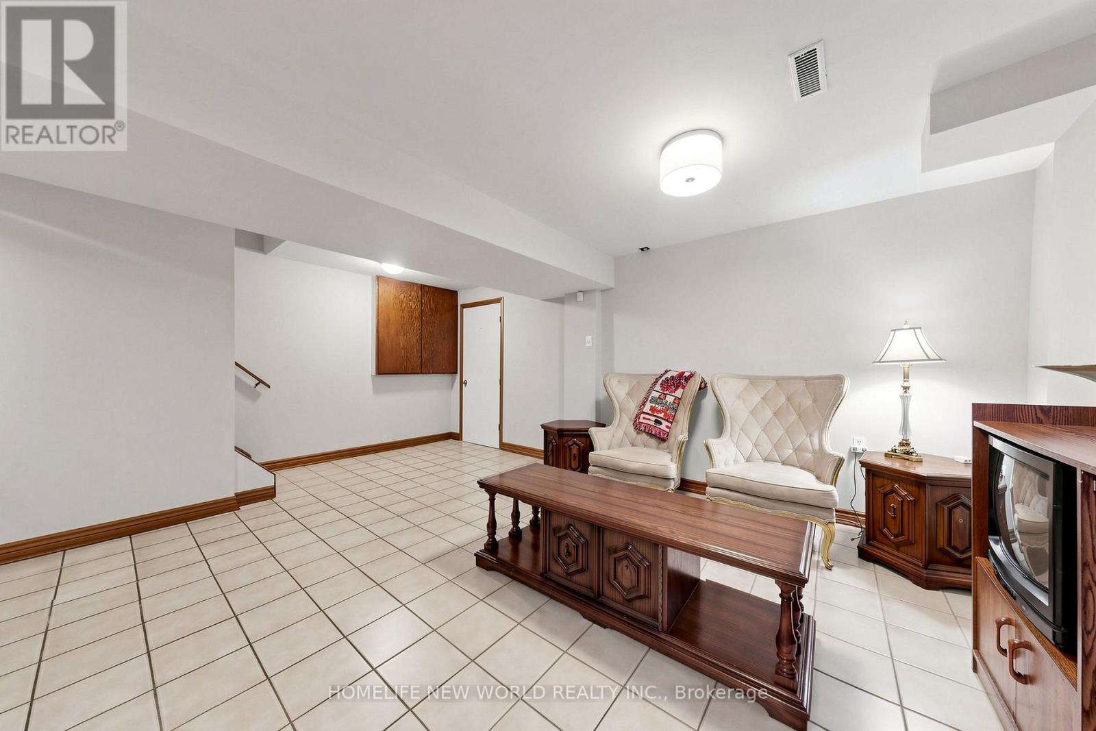 134 CROSBY AVENUE - 30