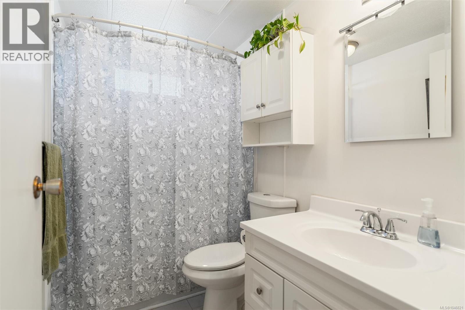 #7 158 Cooper Rd - Image 16