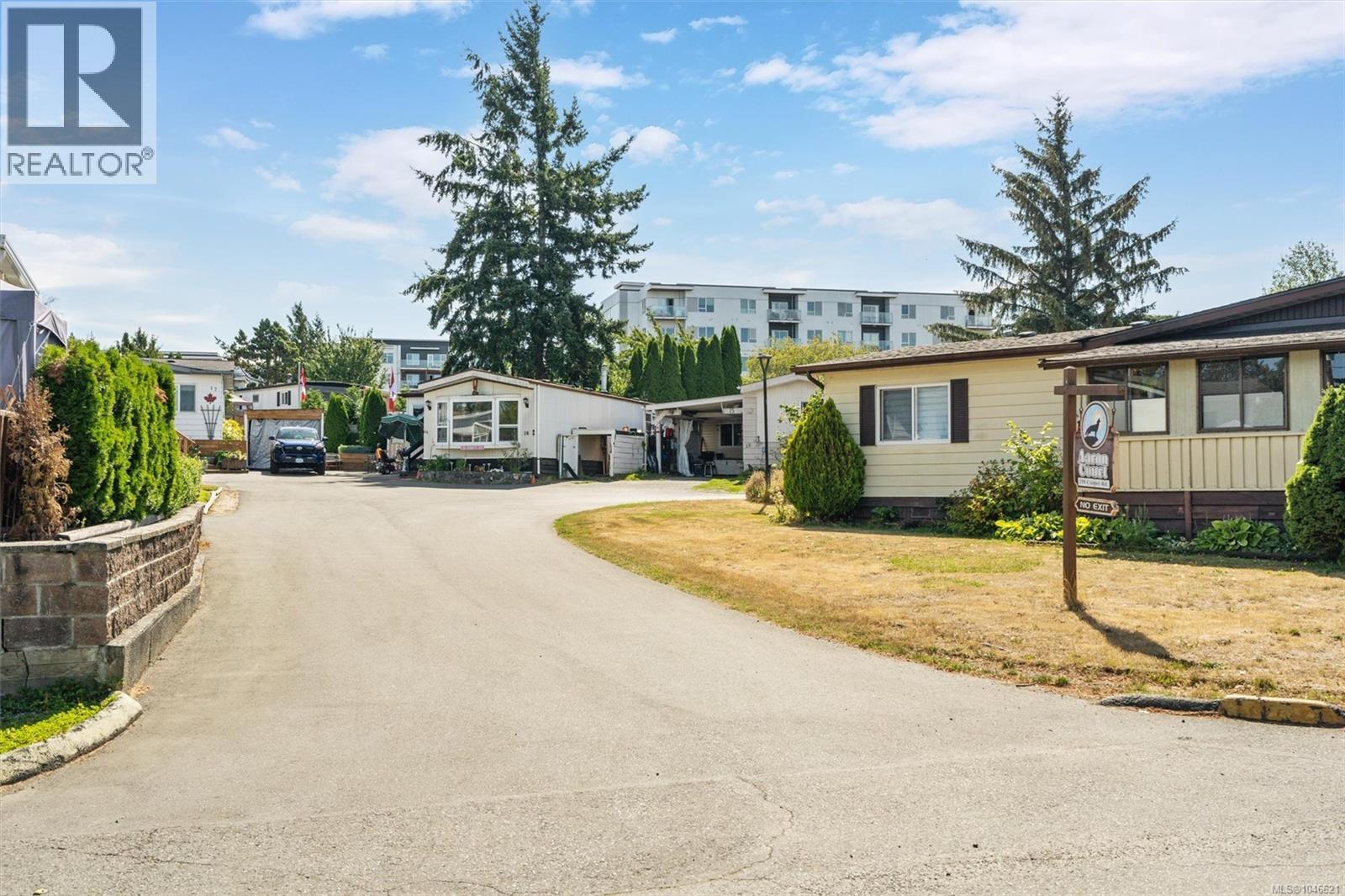 #7 158 Cooper Rd - Image 22