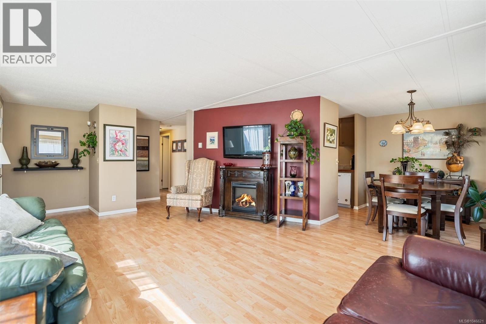 #7 158 Cooper Rd - 7