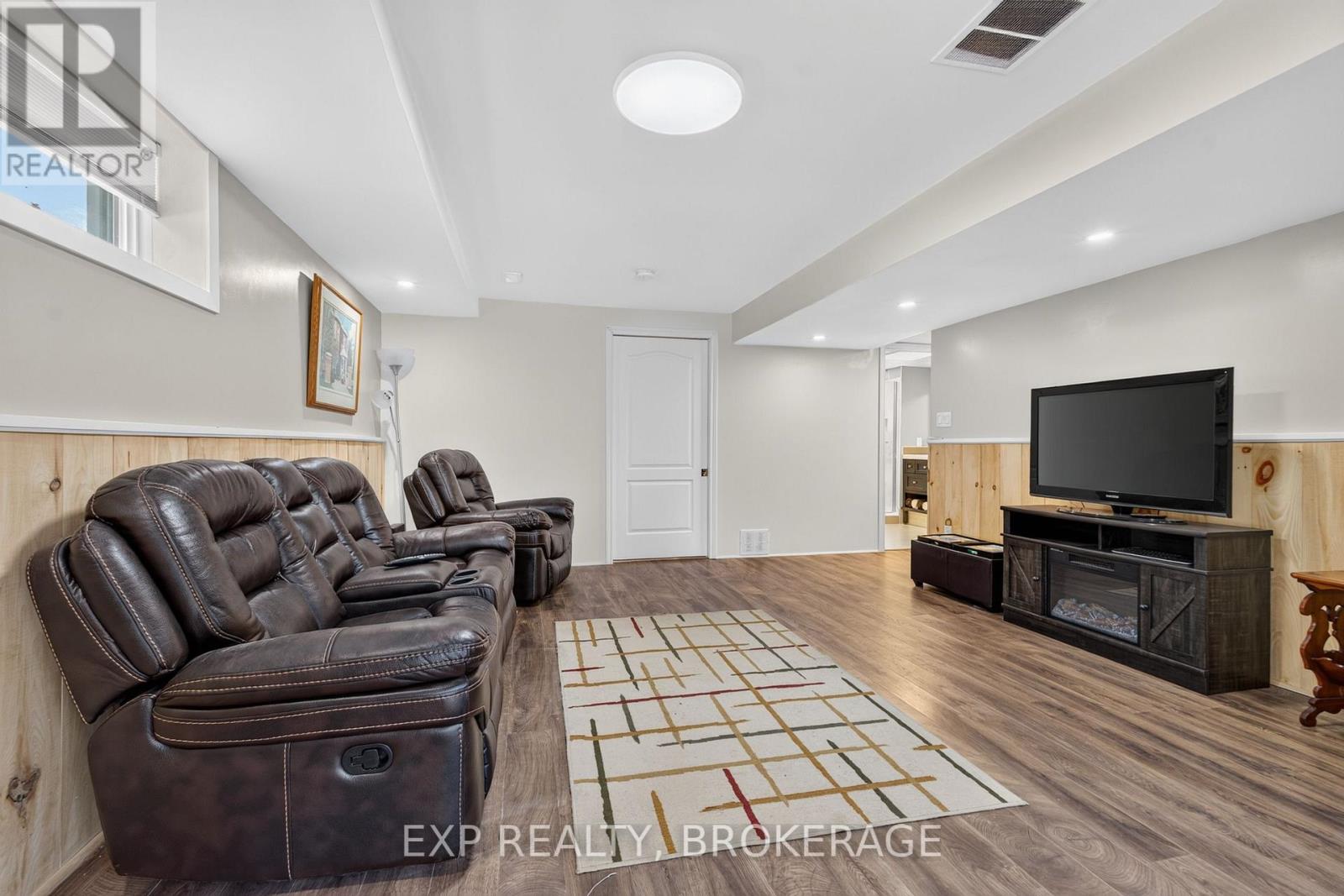 3288 LONG LAKE ROAD - Image 22