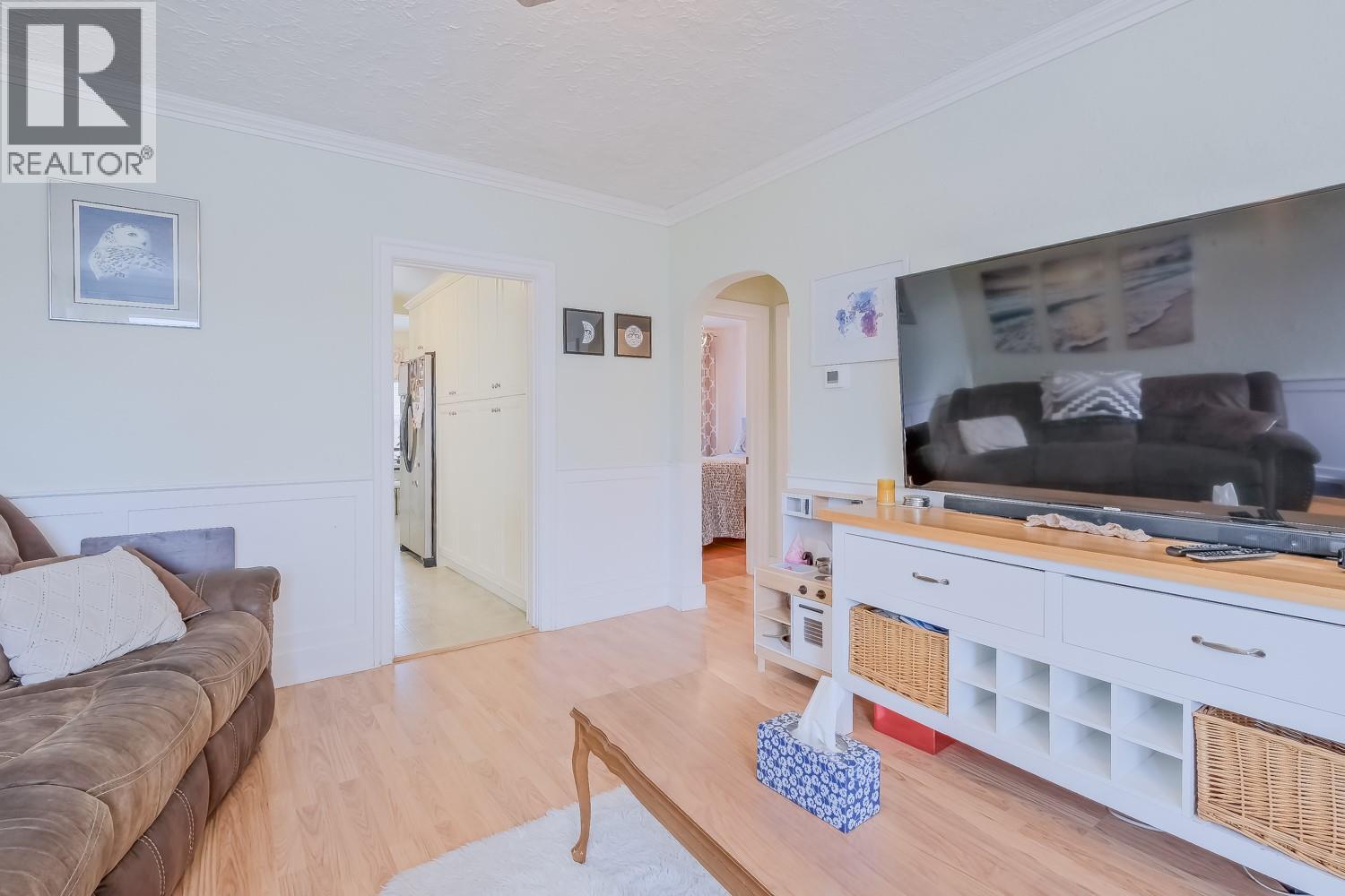 433 HEALES Avenue, Penticton