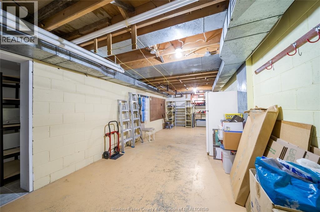 2675 MARK AVENUE - Image 21