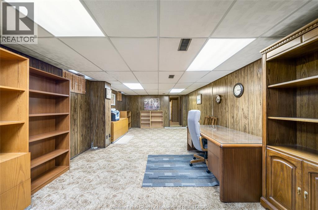 2675 MARK AVENUE - 24