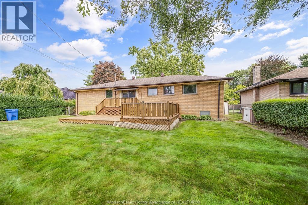 2675 MARK AVENUE - Image 27