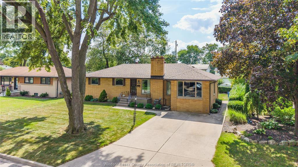 2675 MARK AVENUE - Image 33