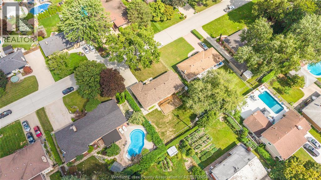 2675 MARK AVENUE - 38