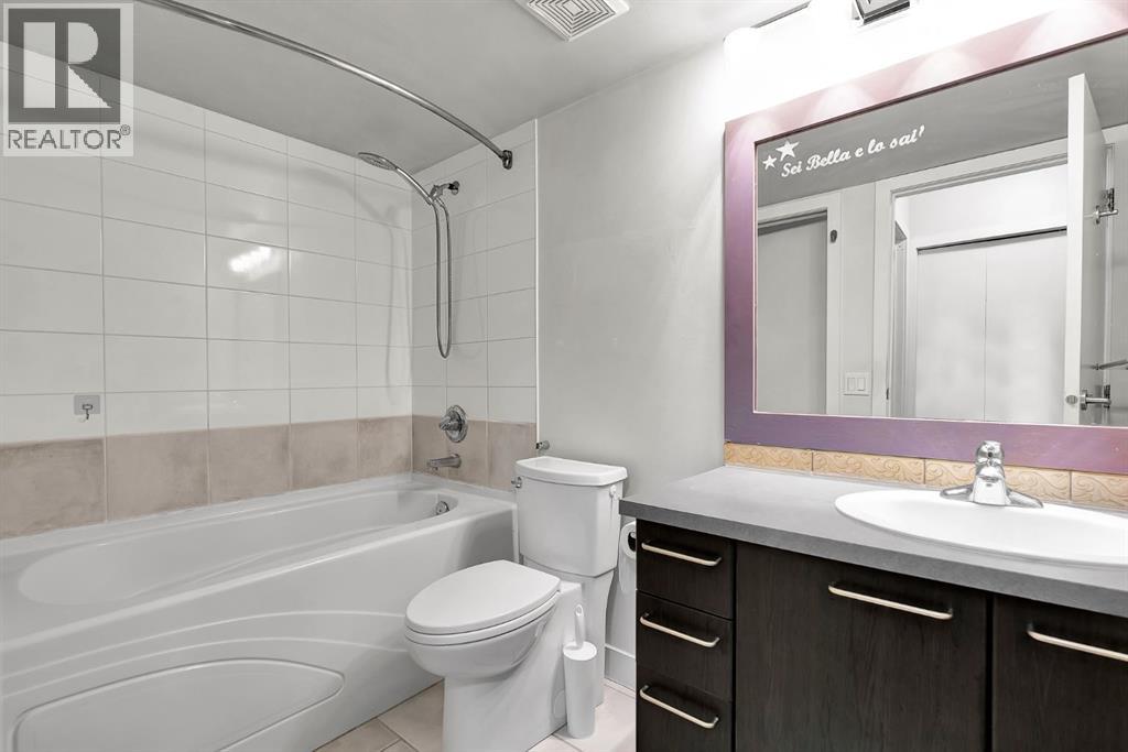 #132 35 Richard Court SW - 18