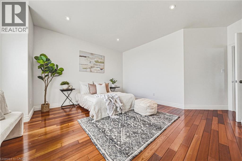 511 GLOVER Road - Image 32