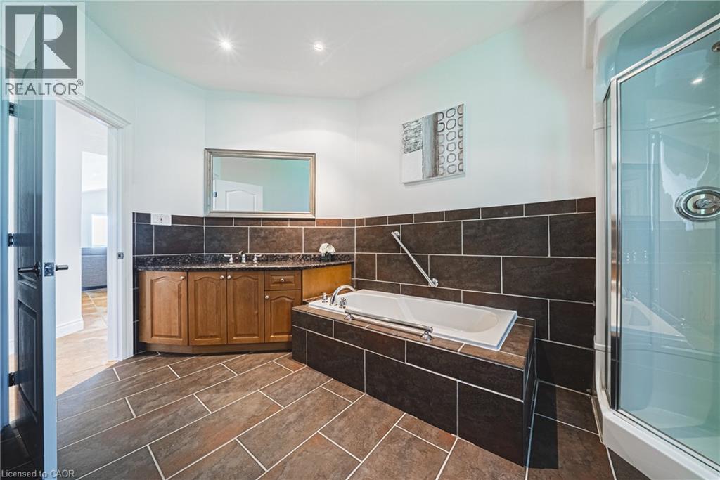 511 GLOVER Road - Image 30