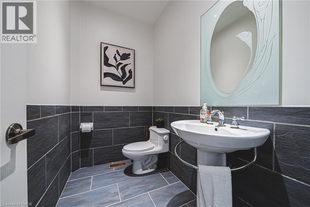 511 GLOVER Road - Image 28