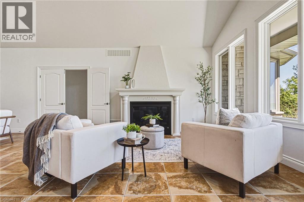 511 GLOVER Road - Image 12