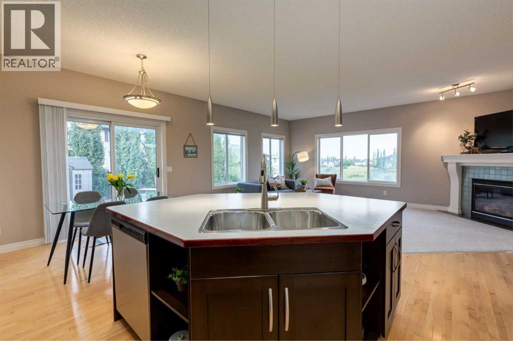 357 Kincora Drive NW - 12