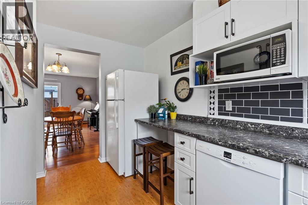 #61 65 DORCHESTER Boulevard - Image 16