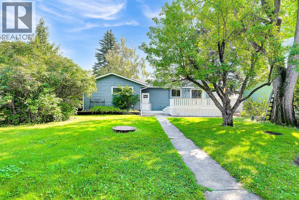 7819 7 Street SW - 43