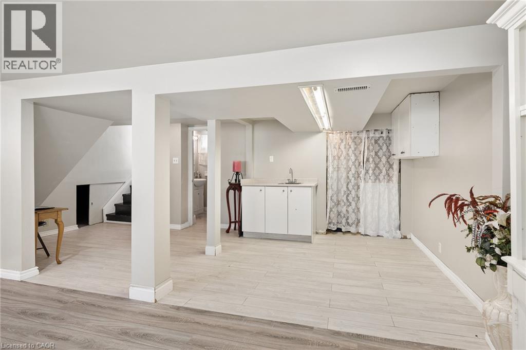 285 STONYBROOK Drive - 25