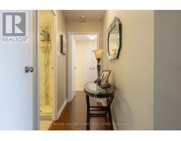 1604 - 10 Yonge Street, Toronto, ON M5E1R4 Photo 12
