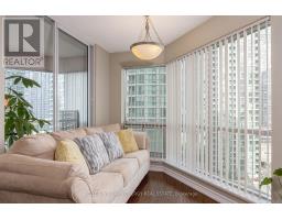 1604 - 10 Yonge Street, Toronto, ON M5E1R4 Photo 9